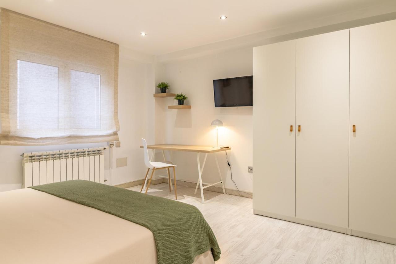Ah King Size Apartment Vut5461As Oviedo Exteriör bild